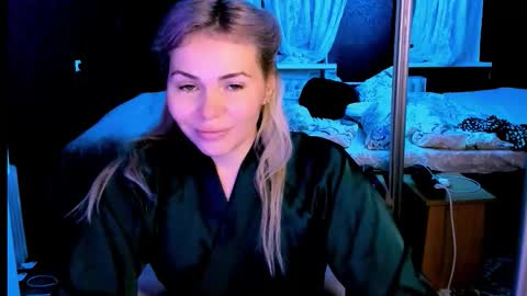 Lora online show from October 15, 2:22 am