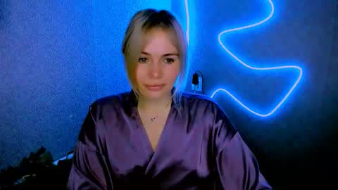 Lora online show from February 4, 3:12 am