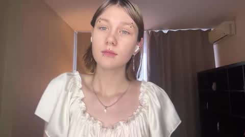 Lora online show from February 14, 6:32 am