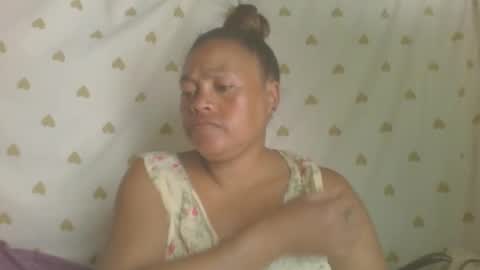 Snapshot of lorahxvane chatting on April 14, 12:11 pm LorahxVane online show from April 14, 12:11 pm