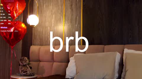 Snapshot of loraineluff chatting on March 3, 8:21 pm Loraine online show from March 3, 8:21 pm