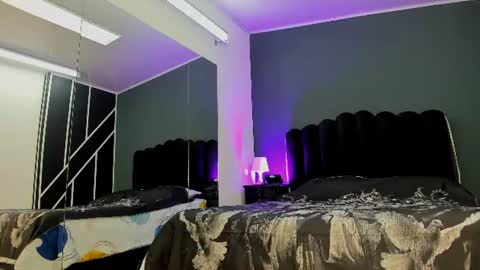 Snapshot of lorbeer_owo chatting on June 24, 5:39 am L A U R E L online show from June 24, 5:39 am