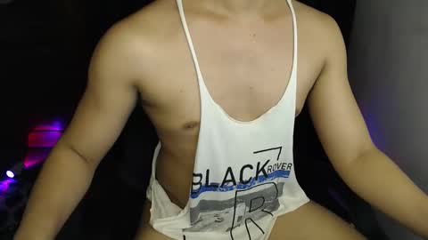 Snapshot of lord_of_cum69 chatting on April 22, 1:12 pm Macky online show from April 22, 1:12 pm