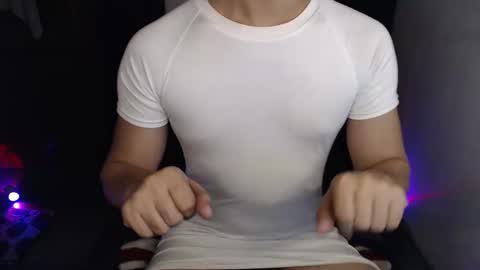 Snapshot of lord_of_cum69 chatting on May 3, 12:16 am Macky online show from May 3, 12:16 am