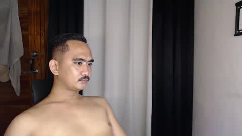 Snapshot of lord_of_cum69 chatting on May 4, 2:13 pm Macky online show from May 4, 2:13 pm