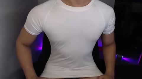 Snapshot of lord_of_cum69 chatting on May 22, 1:35 am Macky online show from May 22, 1:35 am