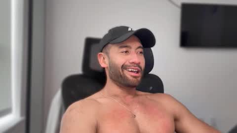 Cale online show from February 19, 9:11 pm