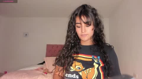 lore_rey online show from January 6, 5:52 am