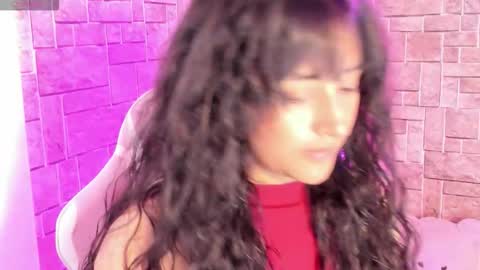 lore_rey online show from February 19, 2:40 am