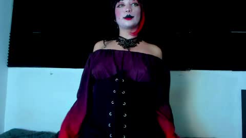 Lore Depp online show from May 29, 2:42 am