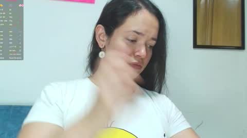 Loren Grey online show from April 8, 8:20 pm