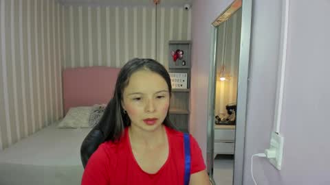 lorelaigiven online show from October 8, 12:25 pm