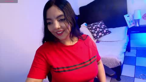 Snapshot of loren_44tits chatting on May 15, 8:16 pm Loren online show from May 15, 8:16 pm