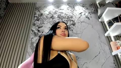 Doll Queen online show from February 6, 6:11 pm