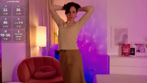 Loren online show from March 9, 6:06 am