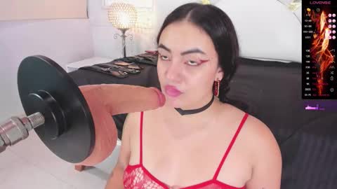 Lorena Gate online Colombia 230 pm to 930 pm online show from October 20, 8:20 pm