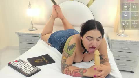 Lorena Gate online Colombia 230 pm to 930 pm online show from November 29, 8:12 pm