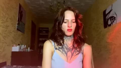 lorenrutty online show from November 30, 5:17 pm