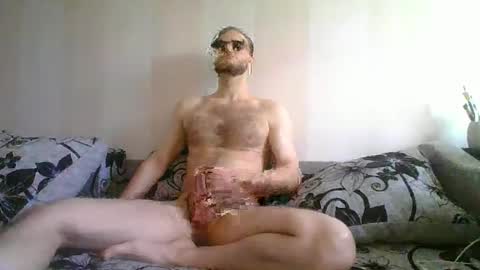 Snapshot of lorenso1518 chatting on January 18, 9:24 am lorenso1518 online show from January 18, 9:24 am