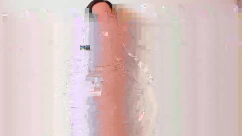 Snapshot of loreth_jw chatting on May 4, 8:16 pm Queen Loreth online show from May 4, 8:16 pm