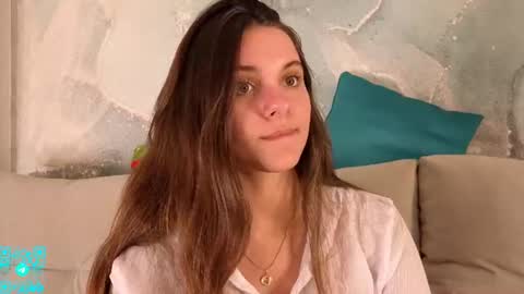 Snapshot of lorettadunnelli chatting on July 13, 6:44 pm Chloe for Fan BlackHole online show from July 13, 6:44 pm