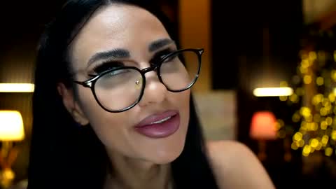 Snapshot of lorettelorenaa chatting on July 5, 4:19 am LoretteLorena online show from July 5, 4:19 am
