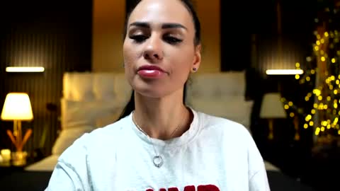 Snapshot of lorettelorenaa chatting on July 11, 4:15 am LoretteLorena online show from July 11, 4:15 am