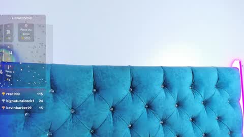 LorettMatthew online show from February 4, 8:46 am