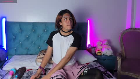 LorettMatthew online show from February 6, 3:27 am