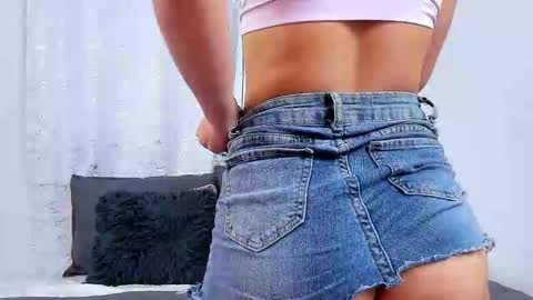 Lori Evans online show from February 28, 8:37 am