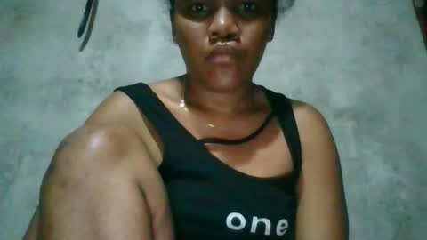 lorienne98 online show from May 20, 7:36 am