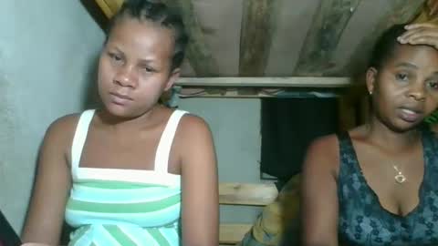 lorienne98 online show from May 26, 2:13 pm
