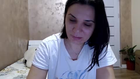 Snapshot of lorragrey chatting on January 9, 4:37 am LorraGrey online show from January 9, 4:37 am