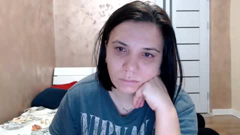 Snapshot of lorragrey chatting on January 13, 4:29 am LorraGrey online show from January 13, 4:29 am