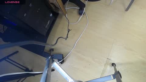 Snapshot of lory_life chatting on January 17, 6:04 am LORY online show from January 17, 6:04 am