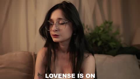 Jess online show from February 11, 11:15 am