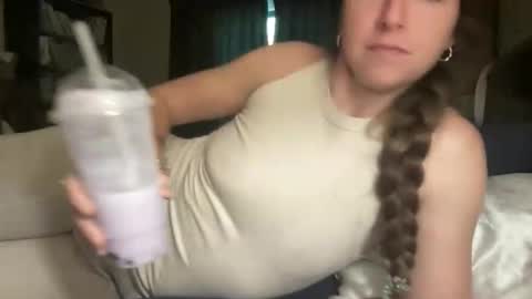 lothlori online show from November 28, 6:54 pm