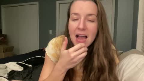 lothlori online show from January 16, 1:53 am