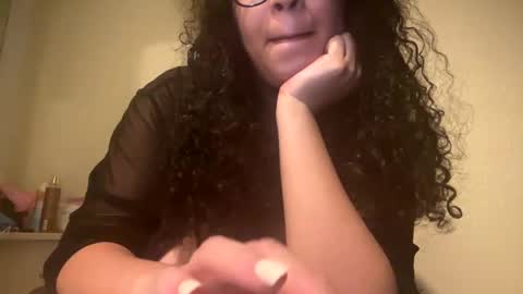 Snapshot of lotuzpetals chatting on October 18, 7:20 am Jasmine online show from October 18, 7:20 am