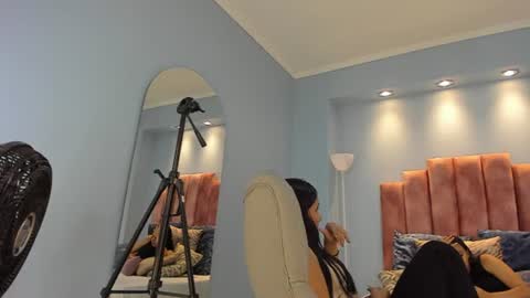 Snapshot of lou_rosse chatting on June 26, 7:29 pm Lou Rosse online show from June 26, 7:29 pm