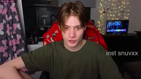 louie_evans online show from March 1, 9:39 pm