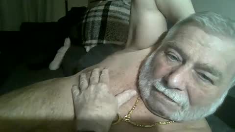 Snapshot of louis_chokdee chatting on March 8, 6:26 pm louis_chokdee online show from March 8, 6:26 pm