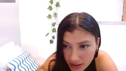 Snapshot of louis_k chatting on February 11, 11:26 am Louis K online show from February 11, 11:26 am