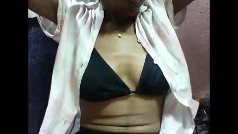 lovaelisa online show from November 18, 2:39 am