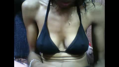 lovaelisa online show from November 21, 5:28 am