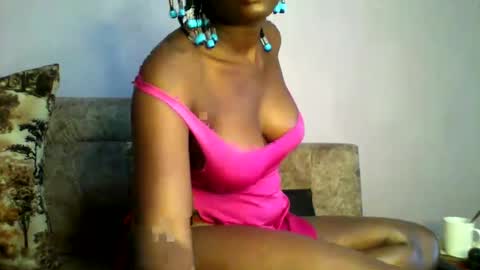 Snapshot of love1378 chatting on February 19, 7:06 am Cynthia. A online show from February 19, 7:06 am