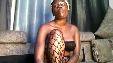 Snapshot of love1378 chatting on March 3, 5:31 am Cynthia. A online show from March 3, 5:31 am