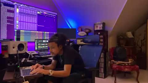 Prynce online show from July 19, 5:44 am