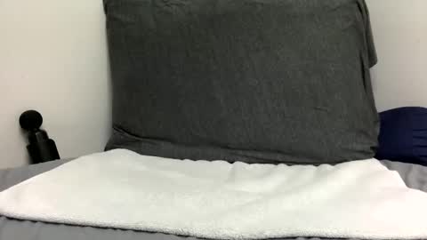 Snapshot of love_a_big_booty chatting on March 10, 12:26 am love_a_big_booty online show from March 10, 12:26 am