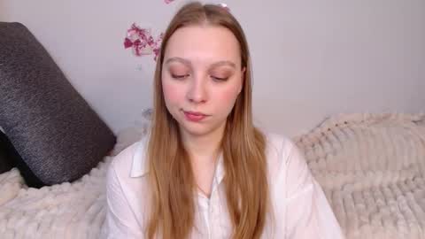 love bella  online show from February 21, 12:22 am